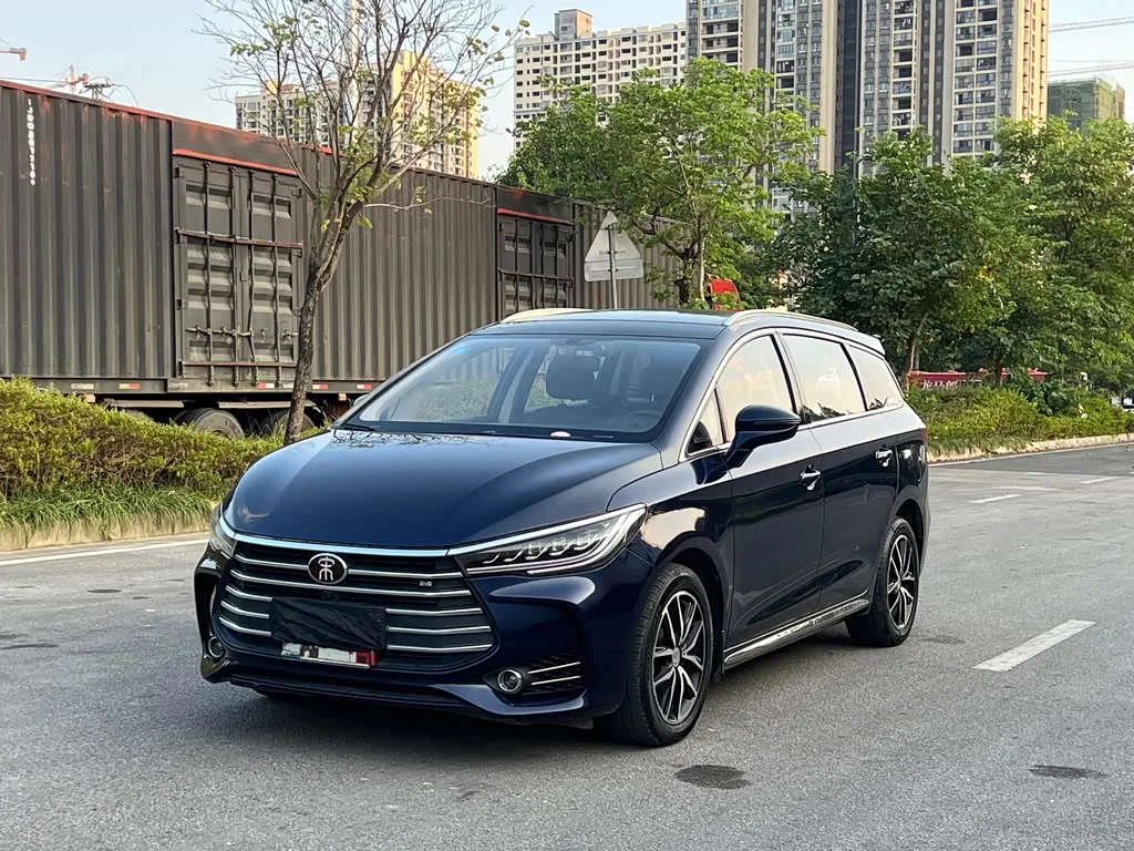 BYD Song Max 2018 из Китая — купить под ключ
