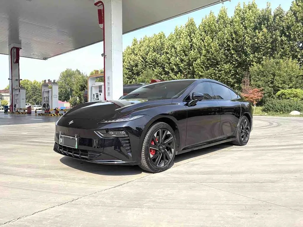 Dongfeng Yipai eπ 007 2024 из Китая — купить под ключ