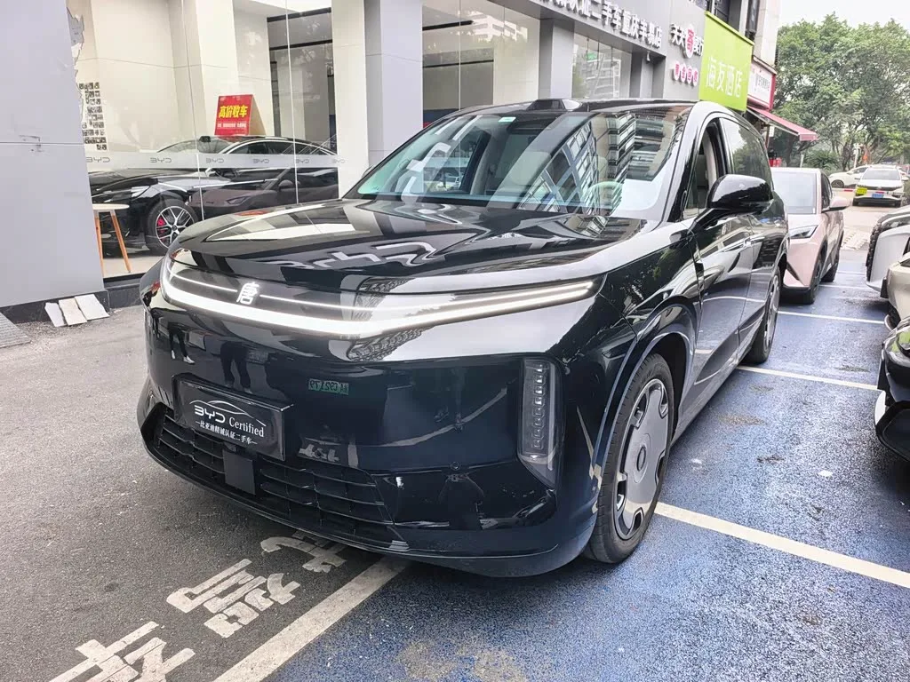 BYD Datang 2026 из Китая — купить под ключ