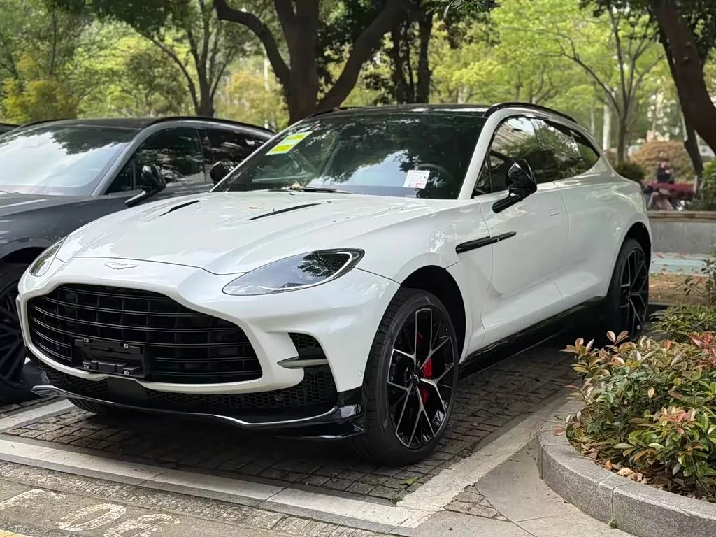 Aston Martin DBX 2026 из Китая — купить под ключ