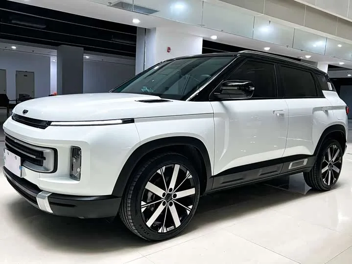 Geely Icon 2023 из Китая — купить под ключ