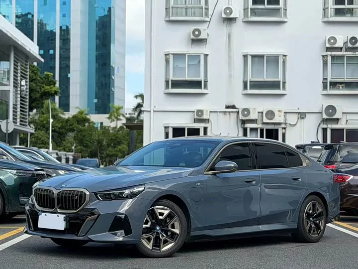 BMW i5 2024 из Китая — купить под ключ