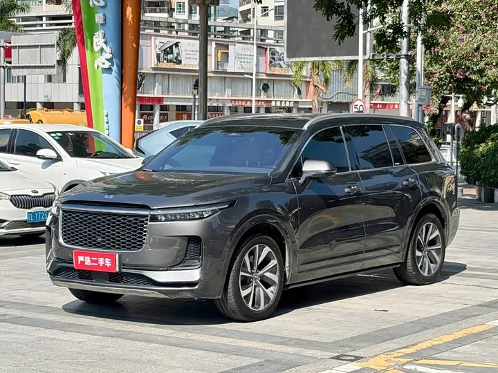 LiXiang One 2023 из Китая — купить под ключ
