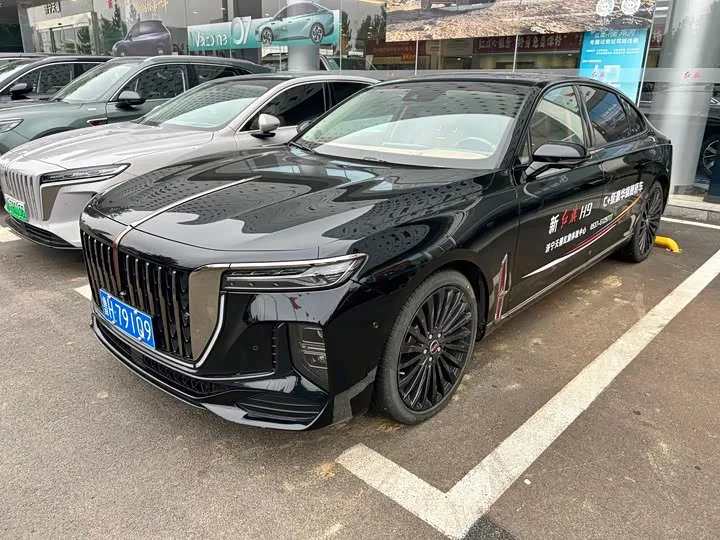 Hongqi H9 2025 из Китая — купить под ключ
