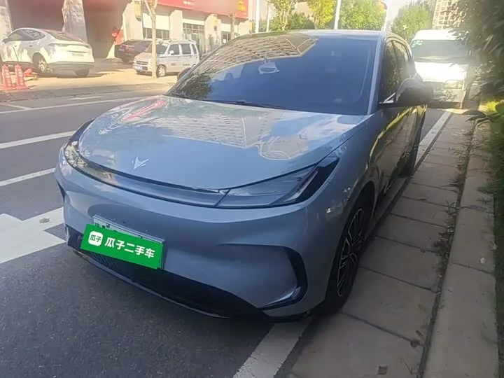 BAIC Arcfox T1 2025 из Китая — купить под ключ