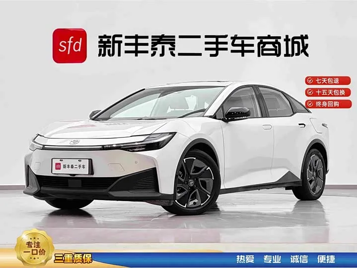 Toyota bZ3 2025 из Китая — купить под ключ
