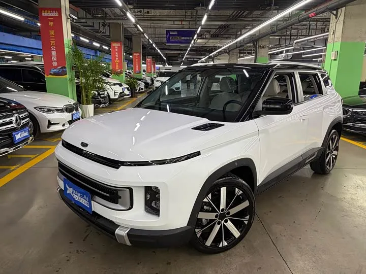 Geely Icon 2023 из Китая — купить под ключ