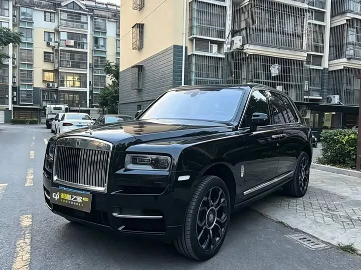 Rolls-Royce Cullinan 2022 из Китая — купить под ключ