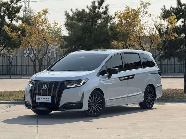 Honda Elysion 2026 из Китая — купить под ключ