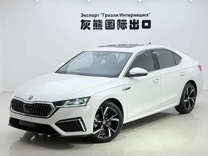 Skoda Octavia Pro 2022 из Китая — купить под ключ