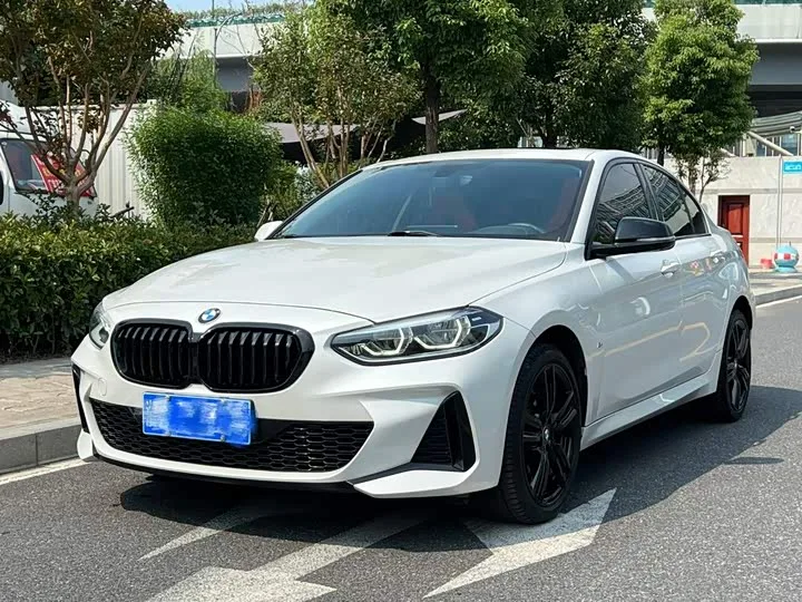 BMW 1 Series 2022 из Китая — купить под ключ