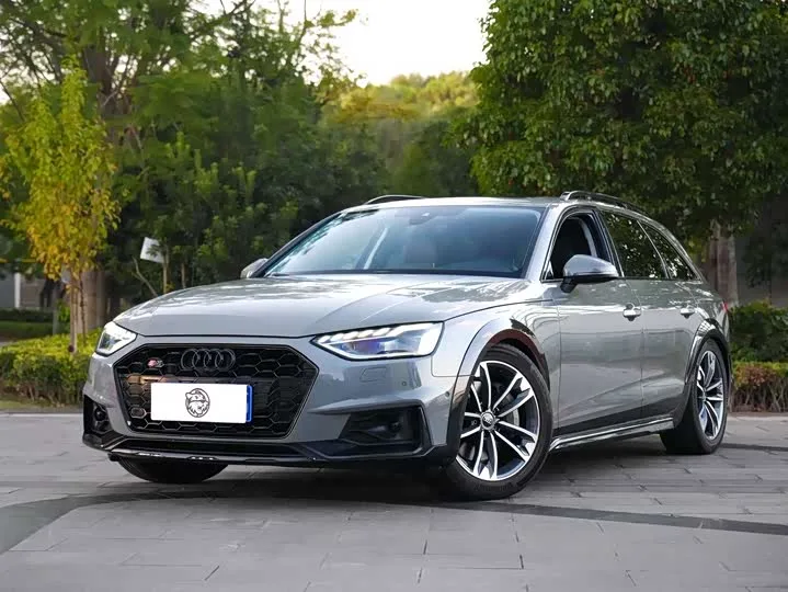 Audi A4 2022 из Китая — купить под ключ