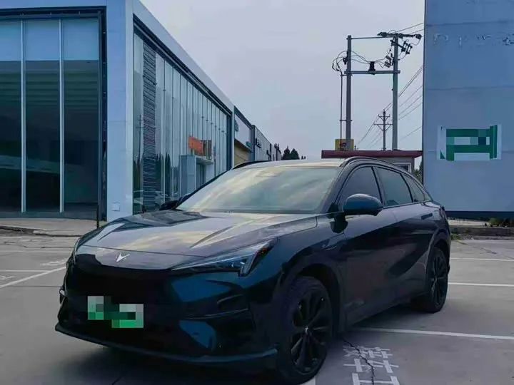 BAIC Arcfox Alpha T5 2025 из Китая — купить под ключ