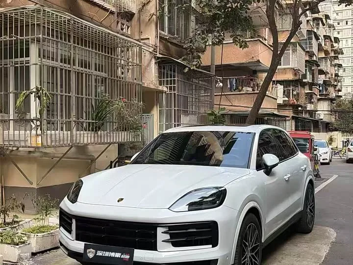 Porsche Cayenne 2025 из Китая — купить под ключ