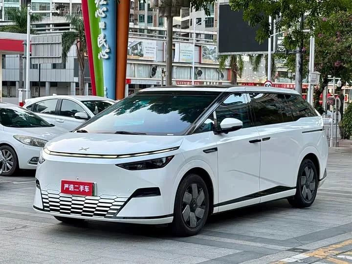 XPeng X9 2024 из Китая — купить под ключ