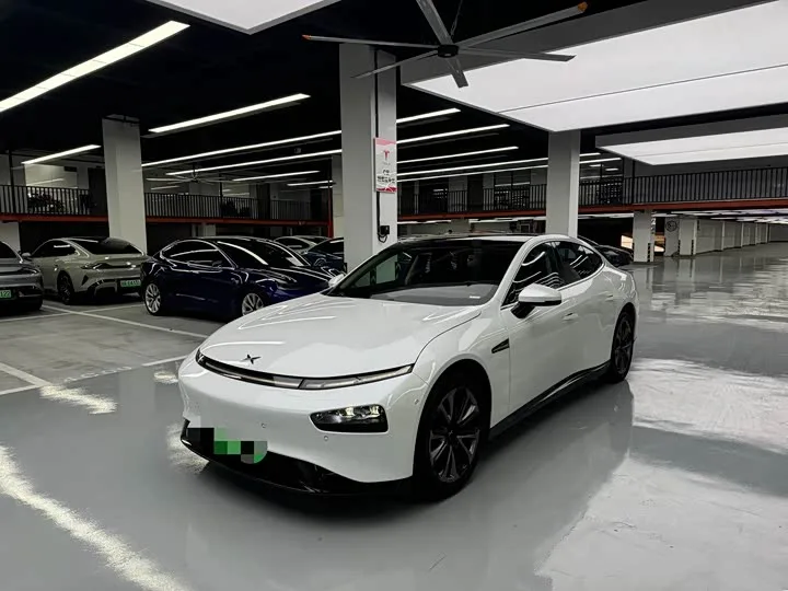 XPeng P7 2022 из Китая — купить под ключ