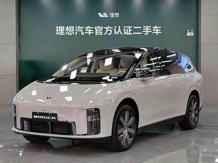 LiXiang i8 2025 из Китая — купить под ключ