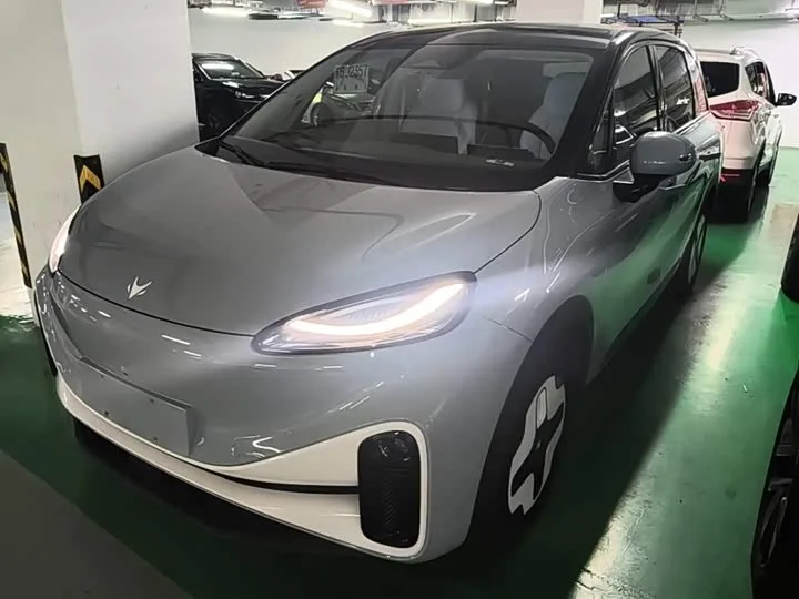 BAIC Arcfox Kaola 2024 из Китая — купить под ключ