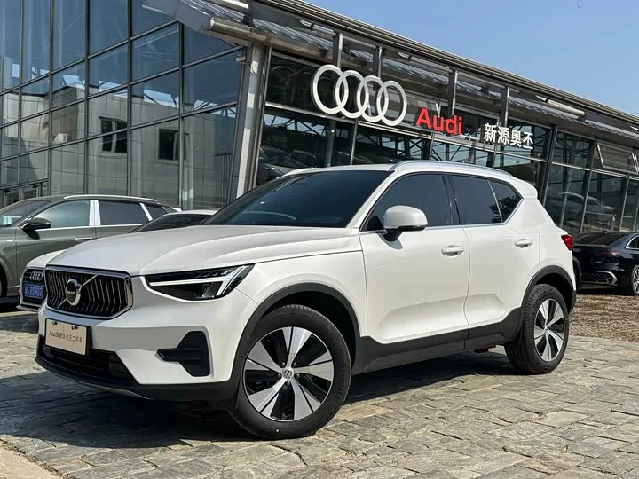 Volvo XC40 2023 из Китая — купить под ключ
