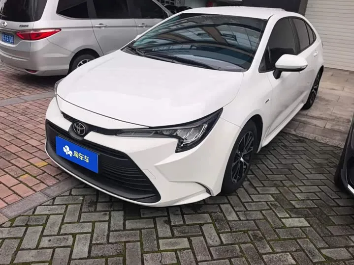 Toyota Levin 2024 из Китая — купить под ключ