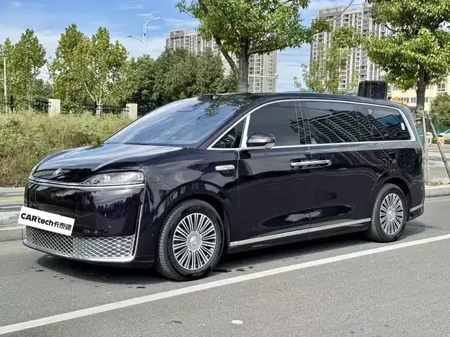 Luxeed V9 2026 из Китая — купить под ключ