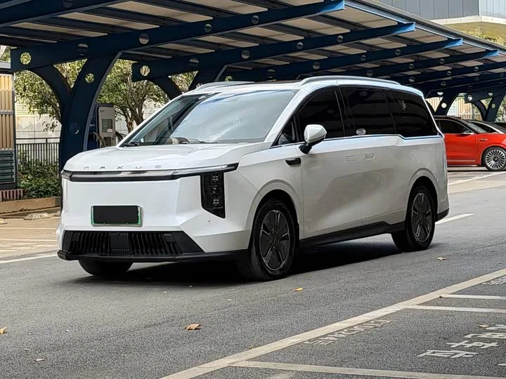 Maxus Mifa 7 2024 из Китая — купить под ключ