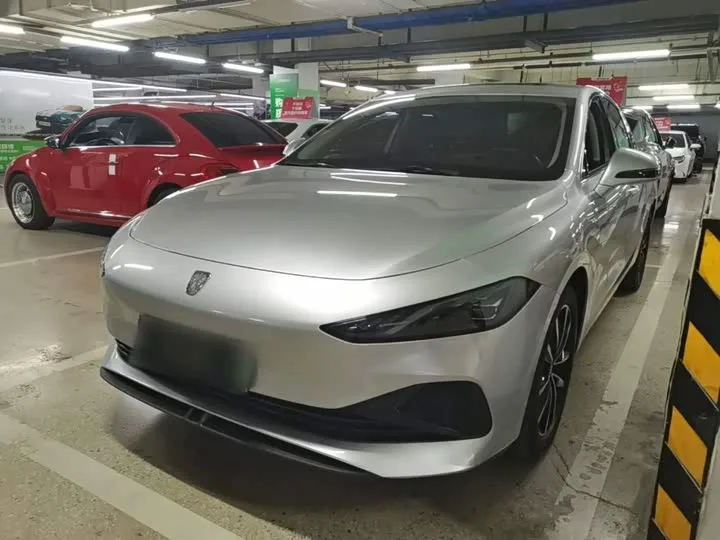 Roewe D7 2025 из Китая — купить под ключ