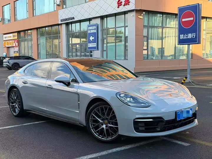 Porsche Panamera 2023 из Китая — купить под ключ