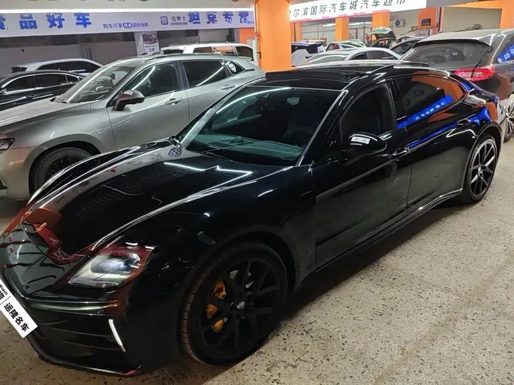 Porsche Panamera 2024 из Китая — купить под ключ