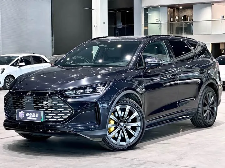 BYD Tang Hybrid/EV 2024 из Китая — купить под ключ