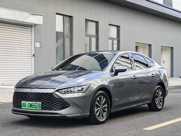 BYD Qin Plus 2023 из Китая — купить под ключ