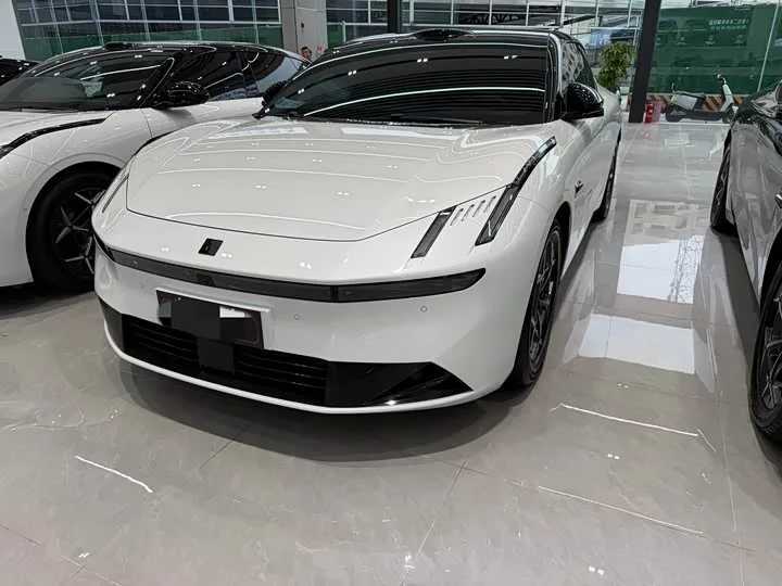 Lynk & Co 30 EM-P Hybrid 2026 из Китая — купить под ключ