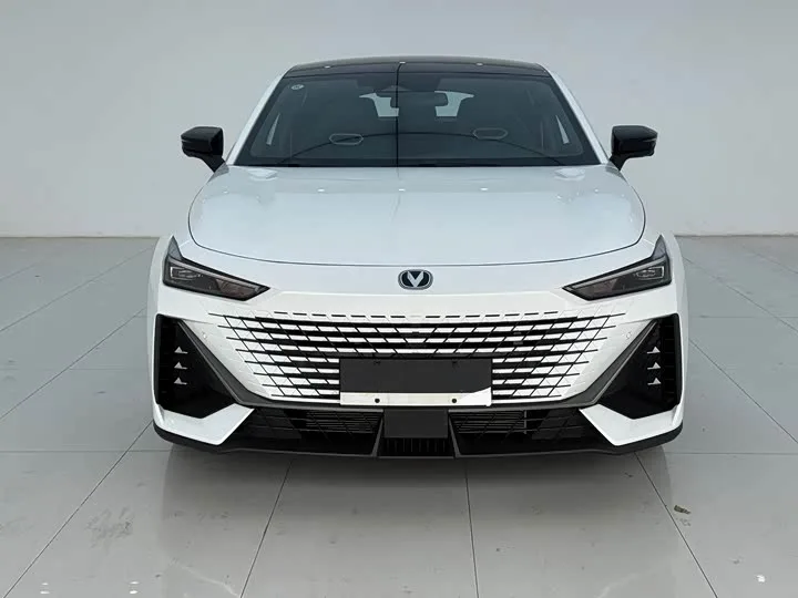 Changan UNI-V 2026 из Китая — купить под ключ