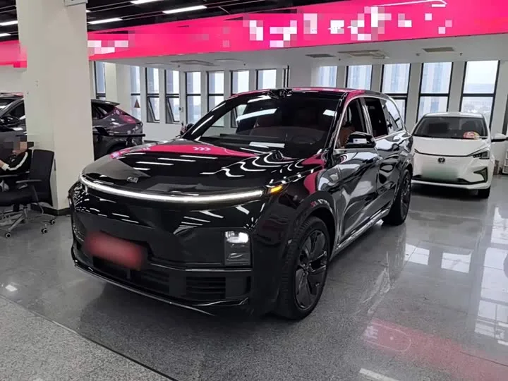 LiXiang L9 2023 из Китая — купить под ключ