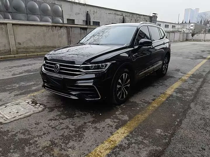Volkswagen Tiguan L Pro 2023 из Китая — купить под ключ