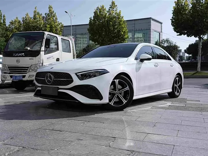 Mercedes-Benz A-Class 2024 из Китая — купить под ключ