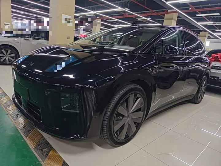 LiXiang i8 2025 из Китая — купить под ключ