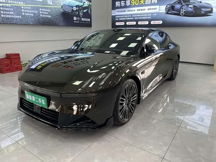 Lynk & Co 30 EM-P Hybrid 2025 из Китая — купить под ключ