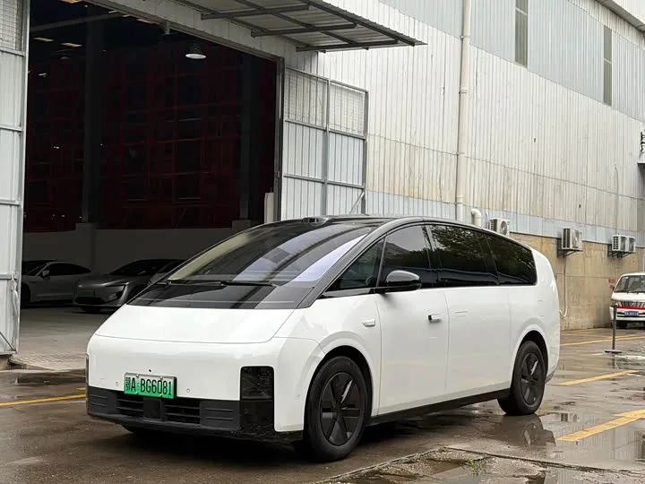 LiXiang Mega 2025 из Китая — купить под ключ