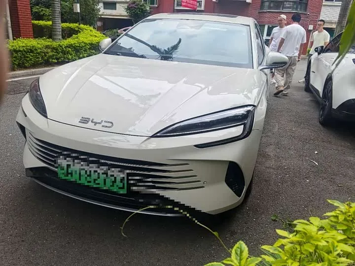 BYD Seal 07 DM-i Hybrid 2025 из Китая — купить под ключ