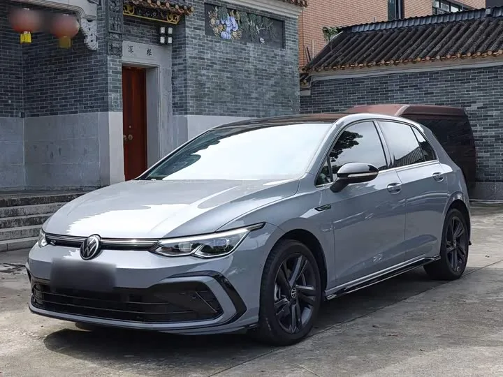 Volkswagen Golf 2024 из Китая — купить под ключ