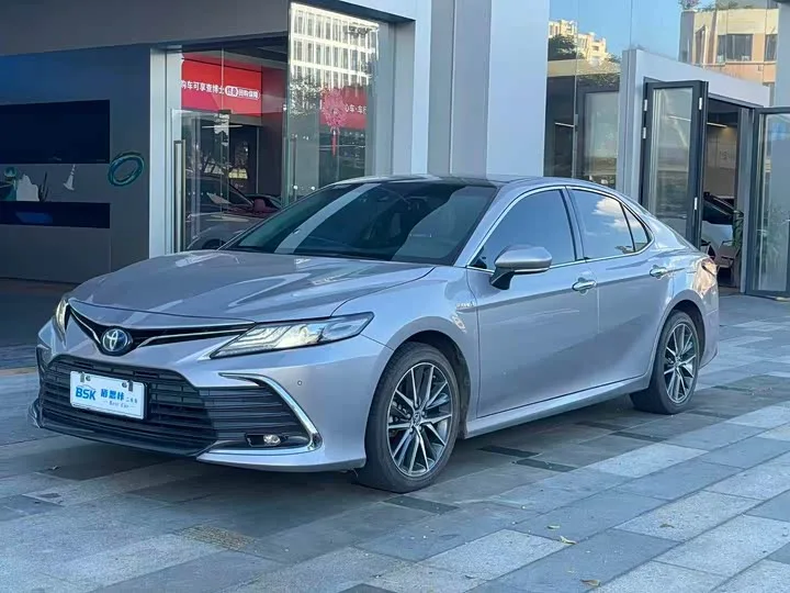Toyota Camry 2022 из Китая — купить под ключ