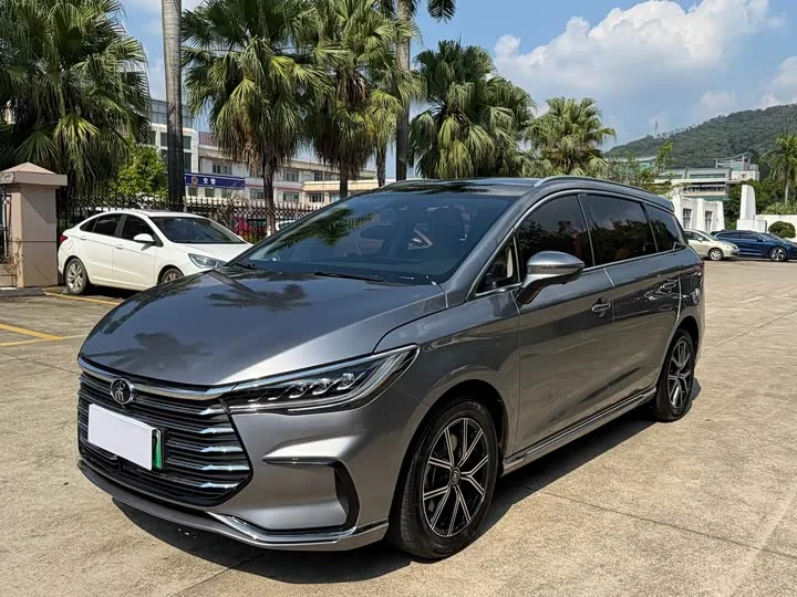 BYD Song Max Hybrid 2023 из Китая — купить под ключ
