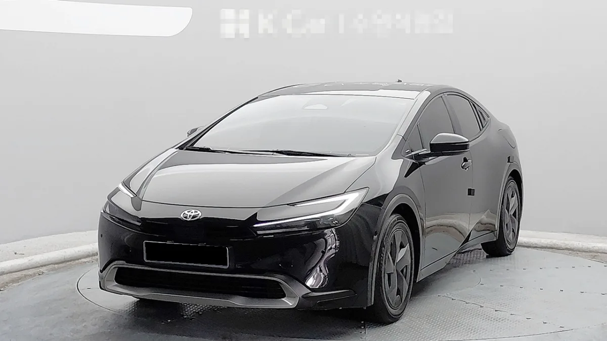 Toyota Prius 2024 из Кореи — купить под ключ