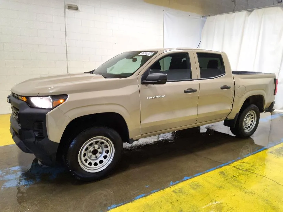 Chevrolet Colorado 2024 из США — купить под ключ
