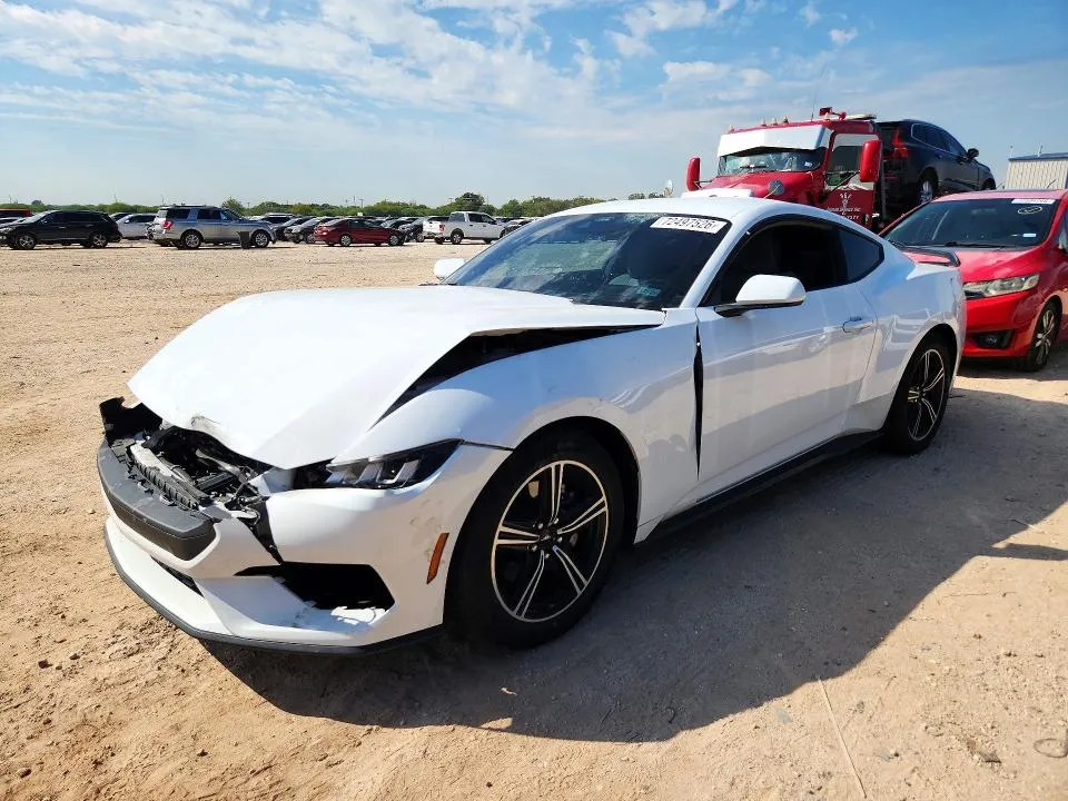 Ford Mustang 2024 из США — купить под ключ