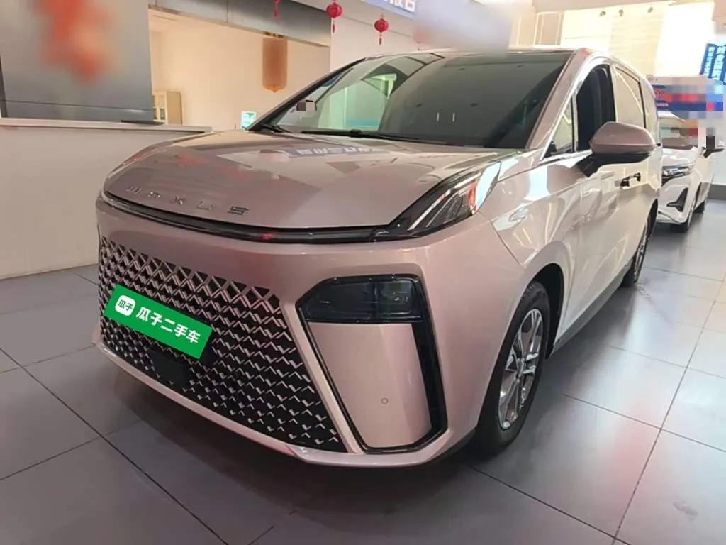 Maxus G70 2024 из Китая — купить под ключ