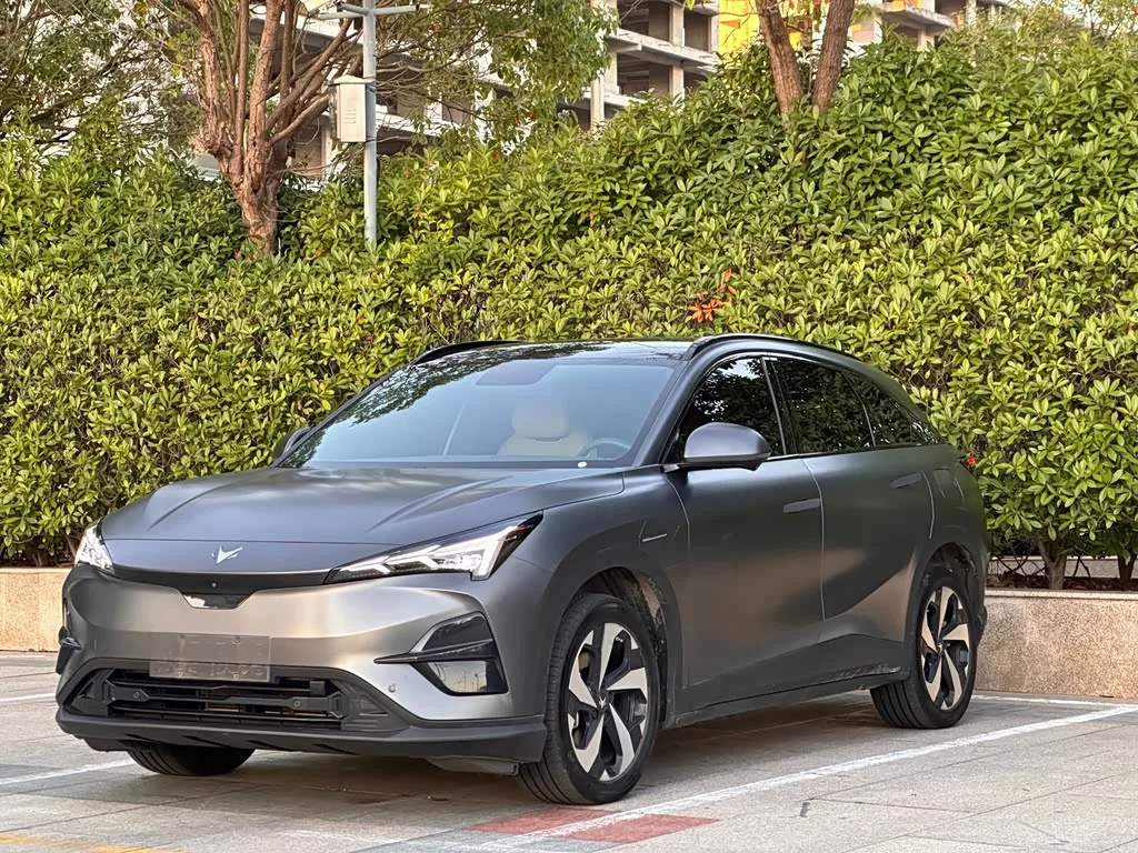 BAIC Arcfox Alpha T5 2025 из Китая — купить под ключ