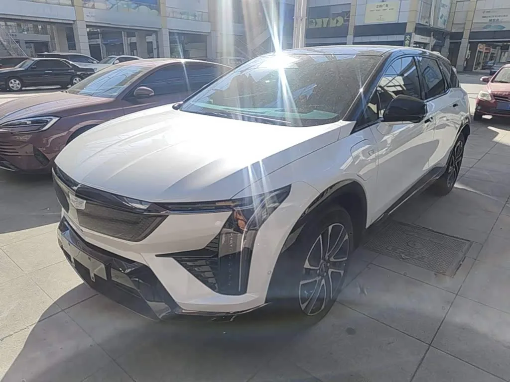 Cadillac Optiq 2024 из Китая — купить под ключ