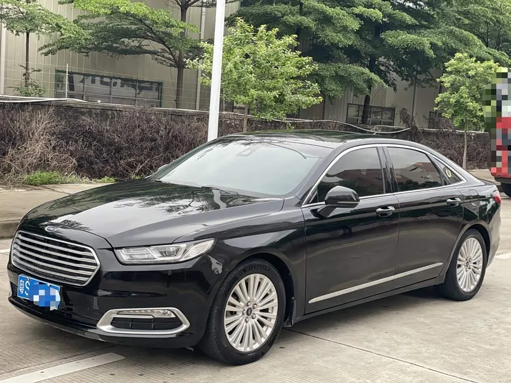 Ford Taurus 2018 из Китая — купить под ключ